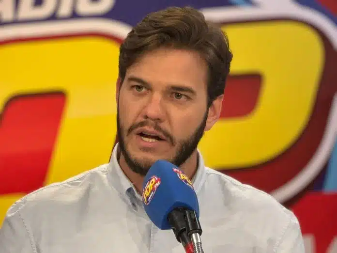 Sem pagar em dia a servidores, Bruno quer destinar verba da PMCG para Treze e Campinense