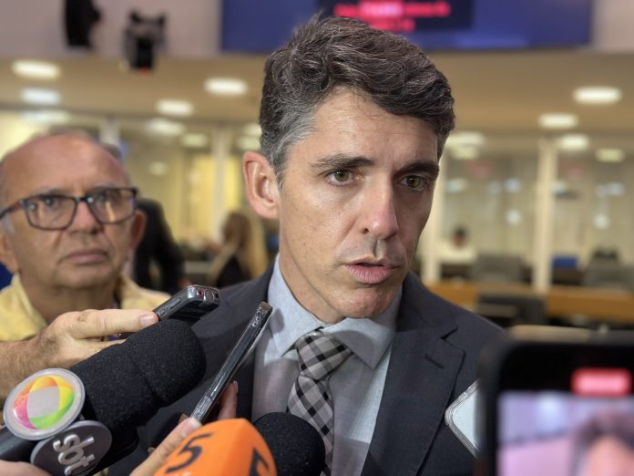 Tovar diz que possibilidade de Cássio ser candidato a governador, “é pouca”; assista