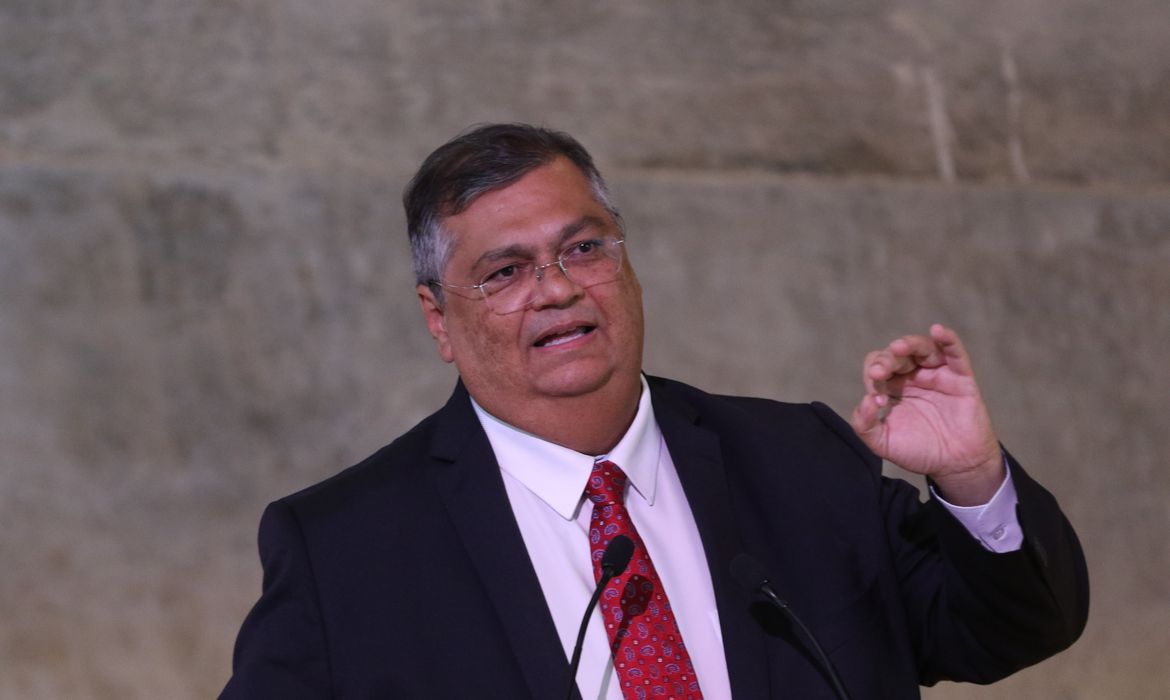 Ministro da Justiça Flávio Dino desembarca na Paraíba nesta sexta-feira