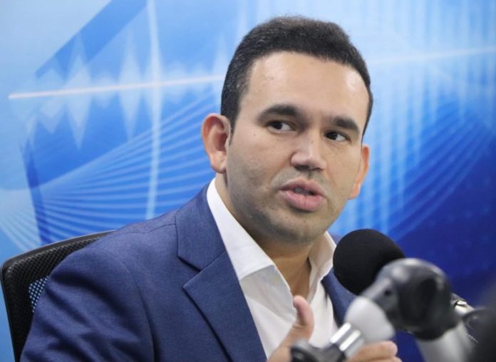 Jhony Bezerra articula instalação de CPI na Câmara de Campina Grande para investigar escândalos na saúde municipal