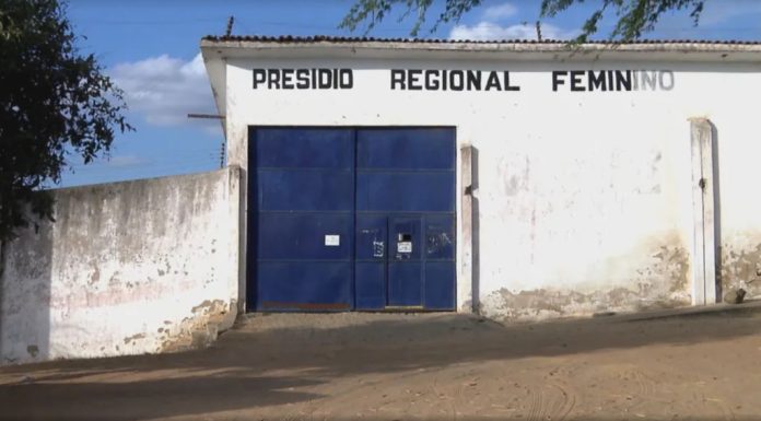 presídio feminino em campina