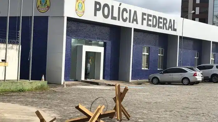 Inscrições no concurso da Polícia Federal para a área administrativa começam hoje