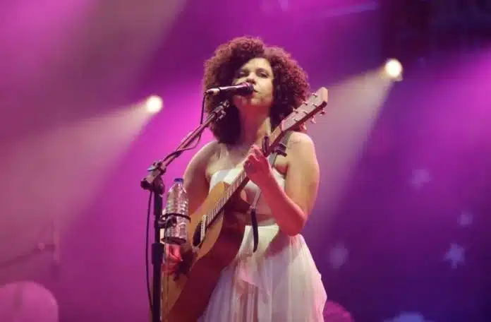Com nova turnê, Roberta Campos sobe ao palco do Teatro Paulo Pontes no dia 22 de maio