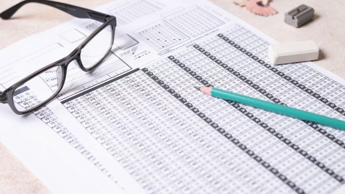 Concursos e seleções têm 3.413 vagas abertas na Paraíba