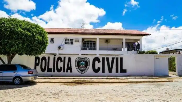 Criança de 8 anos morre após brincar com arma de fogo, no Sertão