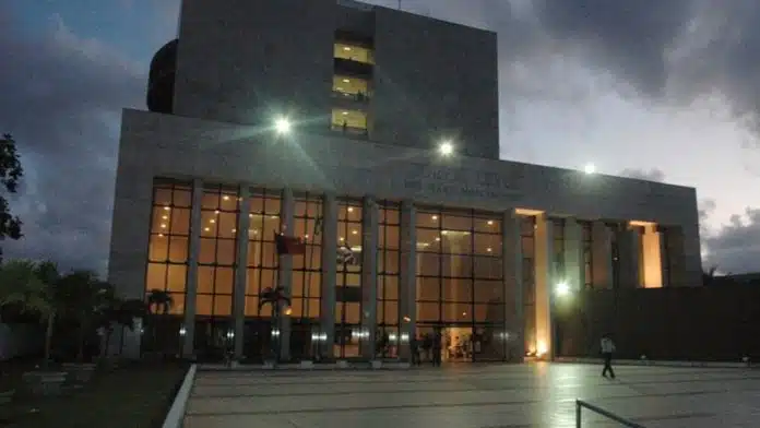 Princípio de incêndio no Fórum Cível de João Pessoa suspende atendimento presencial