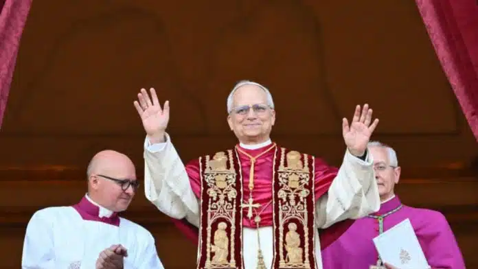 Quem é Robert Francis Prevost, Leão XIV, eleito novo papa