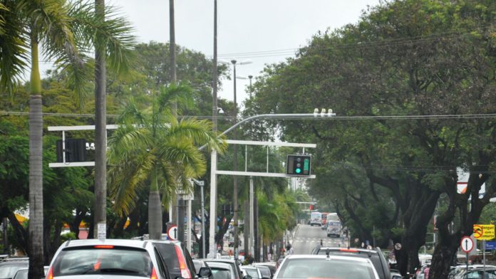 como o estresse afeta motoristas e o que fazer em caso de discussões