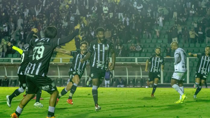 Botafogo-PB é derrotado pelo Figueirense e volta a perder na Série C
