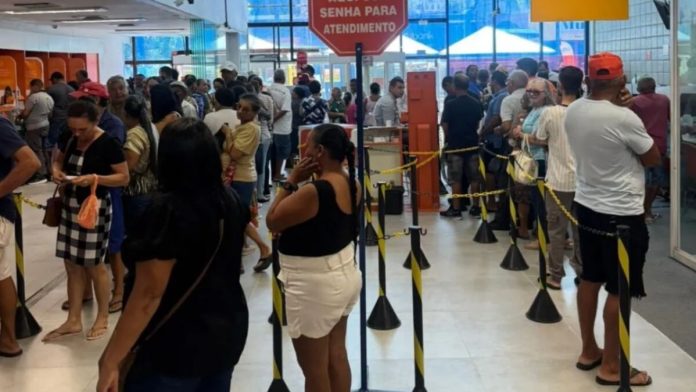 Confira mudanças na lei que limita o tempo de espera em bancos na Paraíba