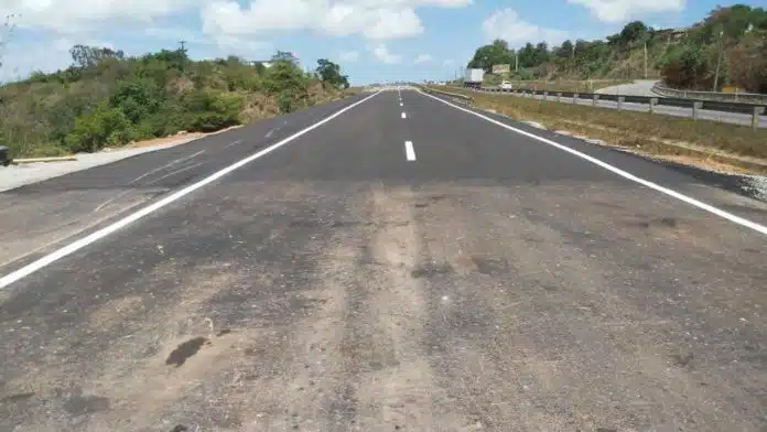 Trecho da BR-230 entre João Pessoa e Cabedelo é interditado neste domingo (8)