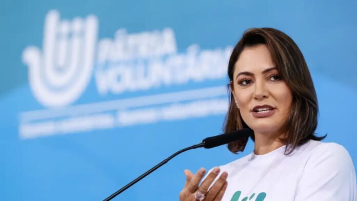 Com Bolsonaro recolhido, Michelle confirma dois dias de agendas na Paraíba