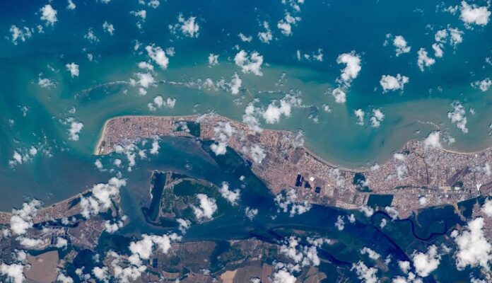 Cosmonauta russo republica foto de João Pessoa e Cabedelo feita de estação espacial; veja