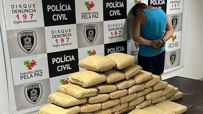 Homem é preso com 50 kg de maconha em rodovia de Bayeux