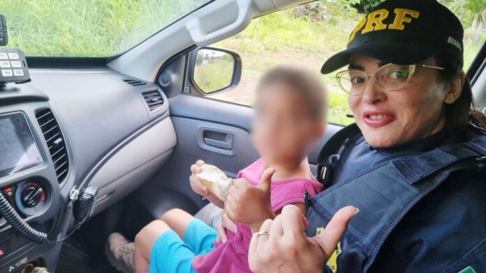 PRF encontra menino de 4 anos que havia fugido de casa, em Santa Rita