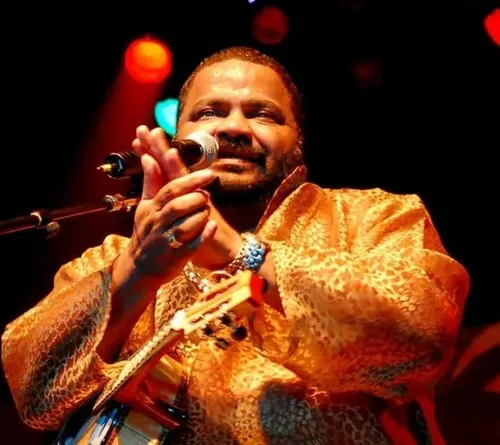 
				
					Arlindo Cruz morre no Rio de Janeiro aos 66 anos
				
				