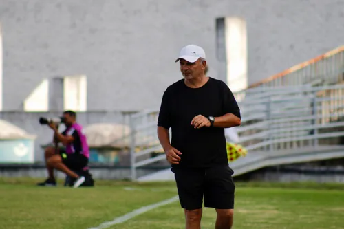 
				
					2ª divisão do Paraibano 2025: conheça os técnicos dos 10 clubes na disputa pelo acesso
				
				