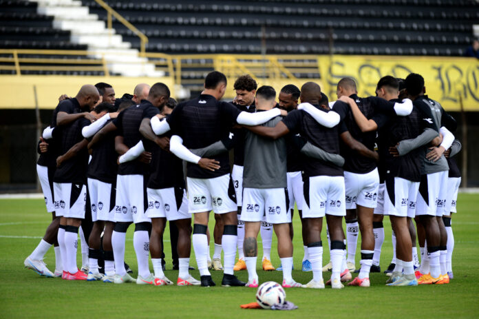 Adversário do Botafogo-PB, Ponte Preta deixa de treinar devido a salários atrasados