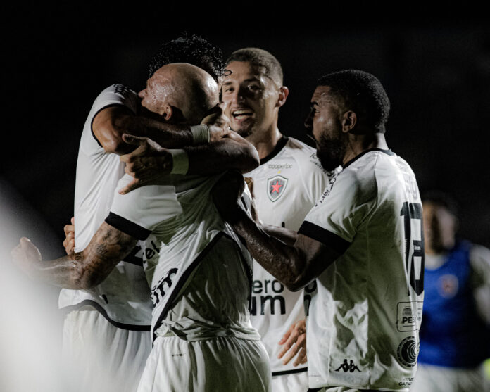 Botafogo-PB vence o Tombense, se livra do rebaixamento e chega vivo à última rodada da Série C