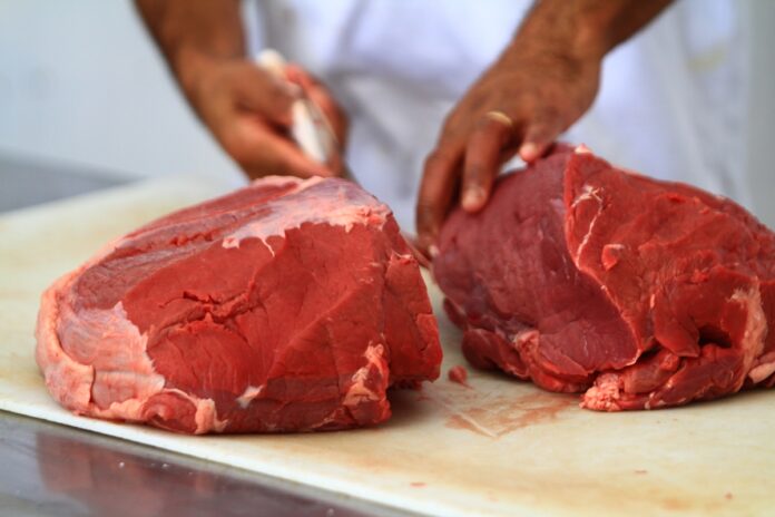 Diferença no preço do quilo de carne moída é de mais de 140% em João Pessoa, revela Procon-JP
