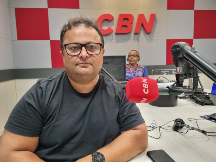 Presidente do PT-PB diz que monitoramento contra Bolsonaro é excessivo e lembra Ditadura; ouça