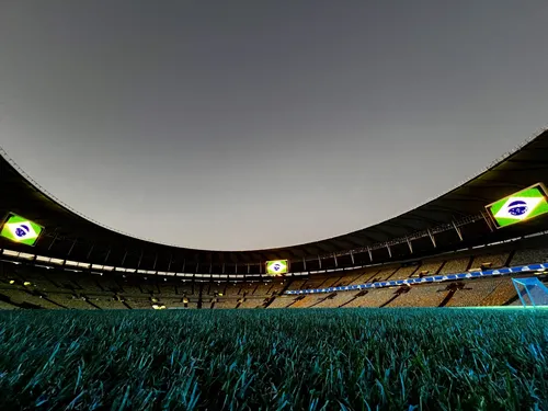 
				
					Com Douglas Santos de titular, Brasil encara o Chile no Maracanã pelas Eliminatórias
				
				