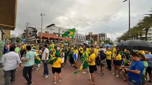 
				
					7 de setembro: apoiadores de Bolsonaro fazem ato a favor da anistia em João Pessoa
				
				