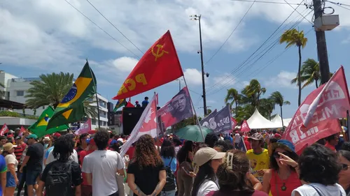 
				
					Manifestantes se reúnem contra PEC da blindagem e PL da anistia na Paraíba
				
				