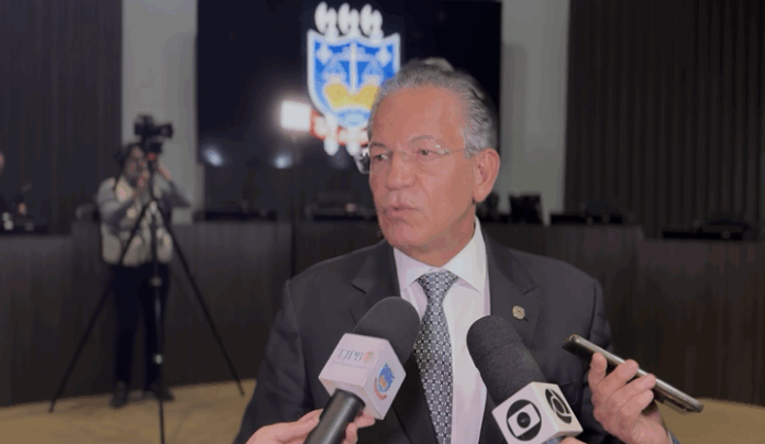 Corregedoria mantém suspensão de edital de desembargador e pede envio de investigação para o CNJ