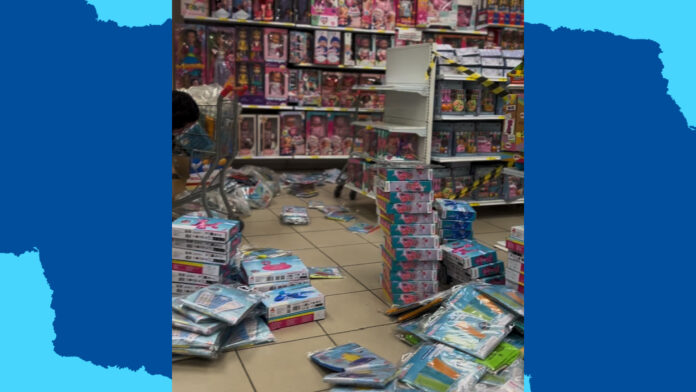 Fiscalização apreende 440 brinquedos em loja por irregularidades nas embalagens, em João Pessoa