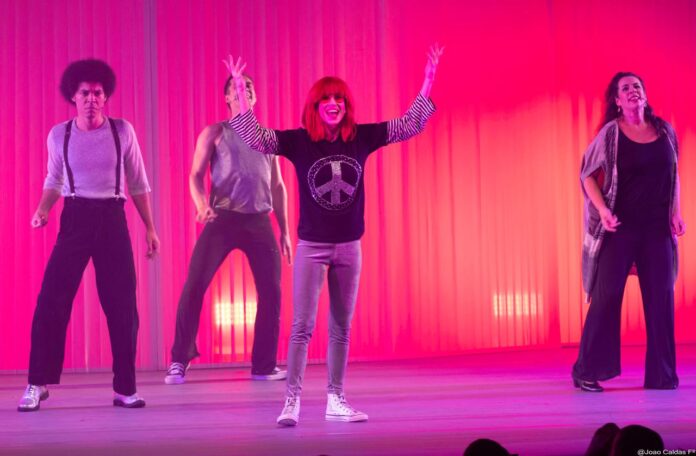 Musical autobiográfico de Rita Lee chega a João Pessoa neste fim de semana