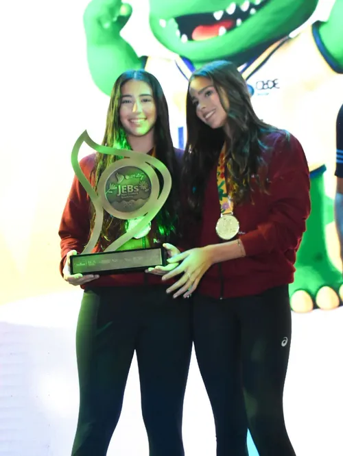 
				
					JEBs 2025: Paraíba conquista ouro inédito no vôlei de praia
				
				