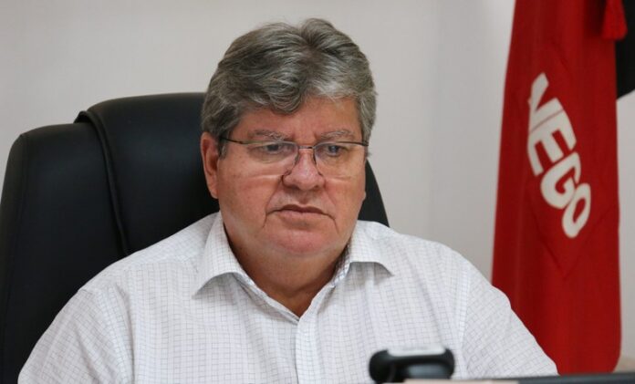 Lei que daria 'folga aniversário' aos servidores públicos da Paraíba é vetada pelo governador
