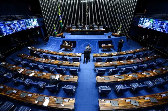 Senadores da Paraíba antecipam voto sobre isenção de IR para quem ganha até R$ 5 mil