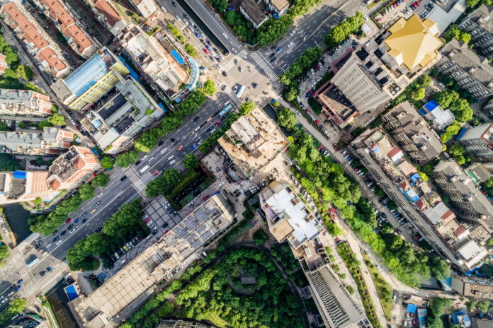 novo tema da plataforma de redação é sobre impacto da urbanização na saúde mental
