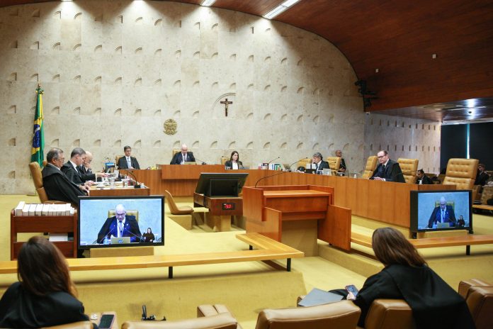 Ministros do STF aceitam redução de penas sob condição de análise caso a caso