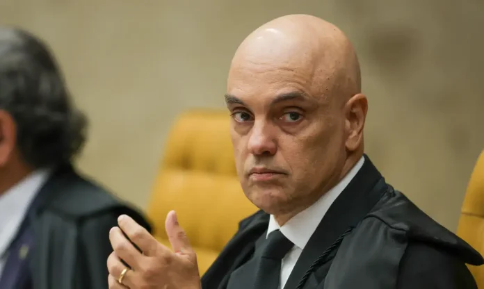 Moraes manda dez condenados por golpe para prisão domiciliar após fuga frustrada de Silvinei