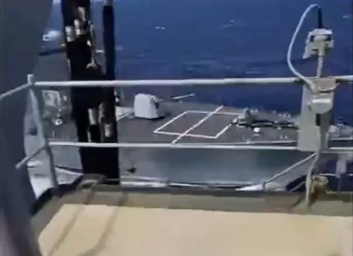 Vídeo mostra colisão entre navios de guerra dos EUA no Caribe