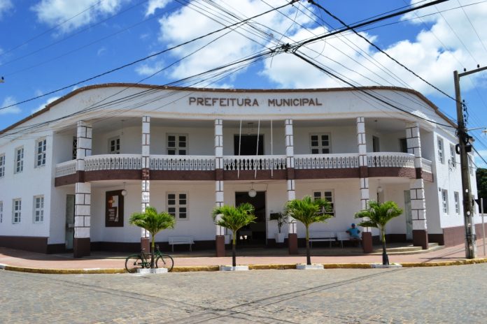 Prefeitura de Monteiro prorroga prazo de inscrições para concurso