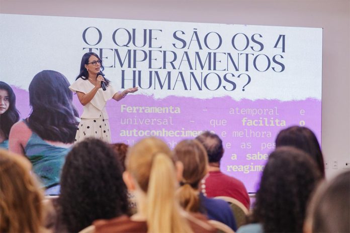 antes que aconteca promove palestra sobre autoconhecimento