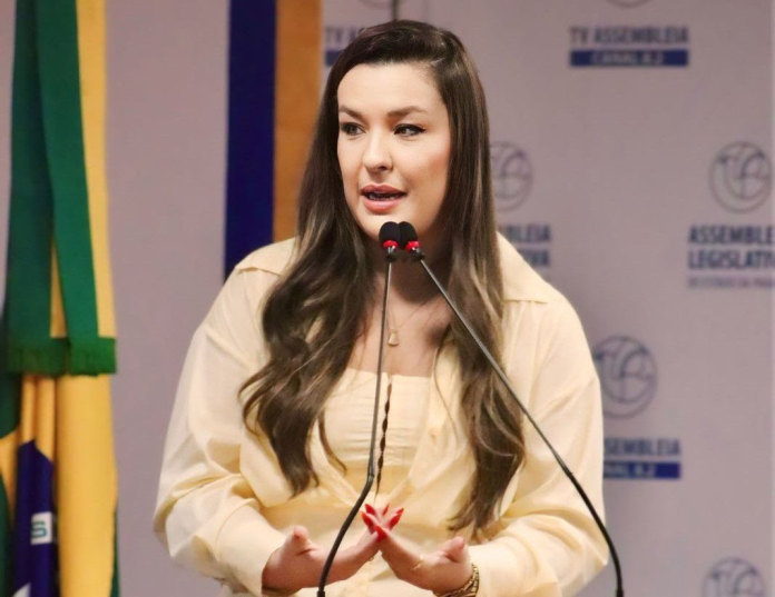 Assembleia aprova projeto de Camila Toscano que garante prioridade em exames toxicológicos para mulheres vítimas de violência