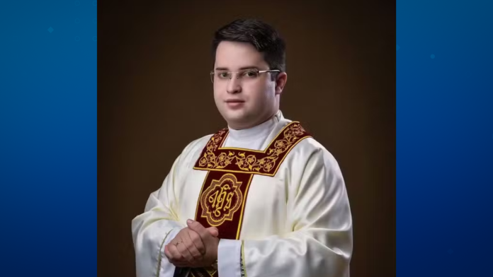 Padre paraibano denunciado por intolerância religiosa contra Preta Gil fecha acordo e fará retratação em missa