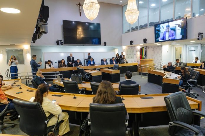 ALPB debate uso de tecnologia inédita para detectar metanol em bebidas nas festas juninas